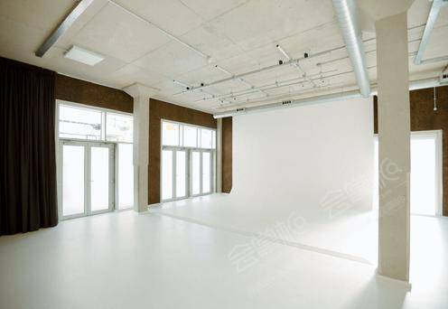 Industrial Daylight Studio available for Events